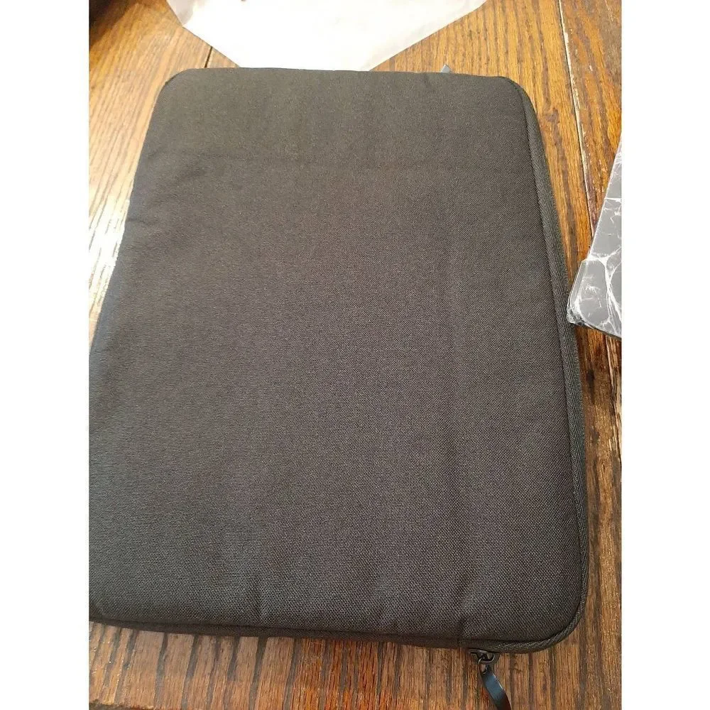 New Wocadi 5-in-1 Black and Pink MacBook New Air 13